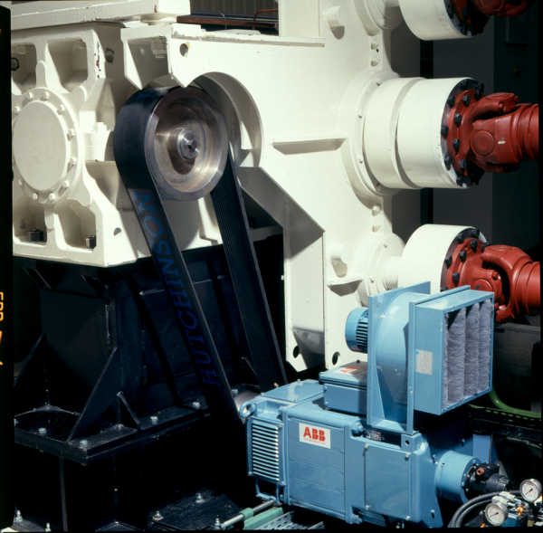 Calander extruder power transmission belt